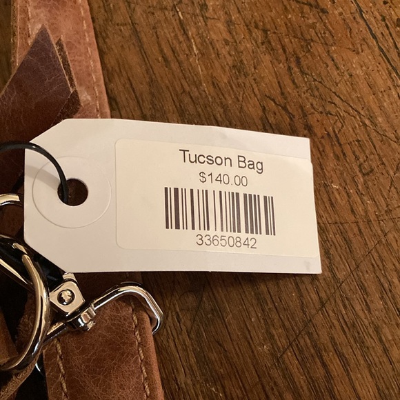 KateLynn Leatherworks Fringed Tucson Crossbody Bag NWT - Picture 7 of 7